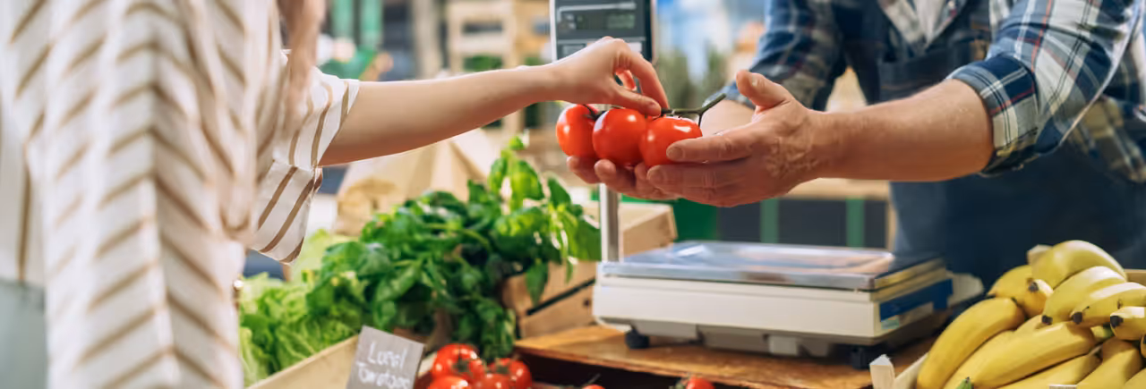 SNAP households outspend non-SNAP by 23% on CPG food and beverages, Circana reports