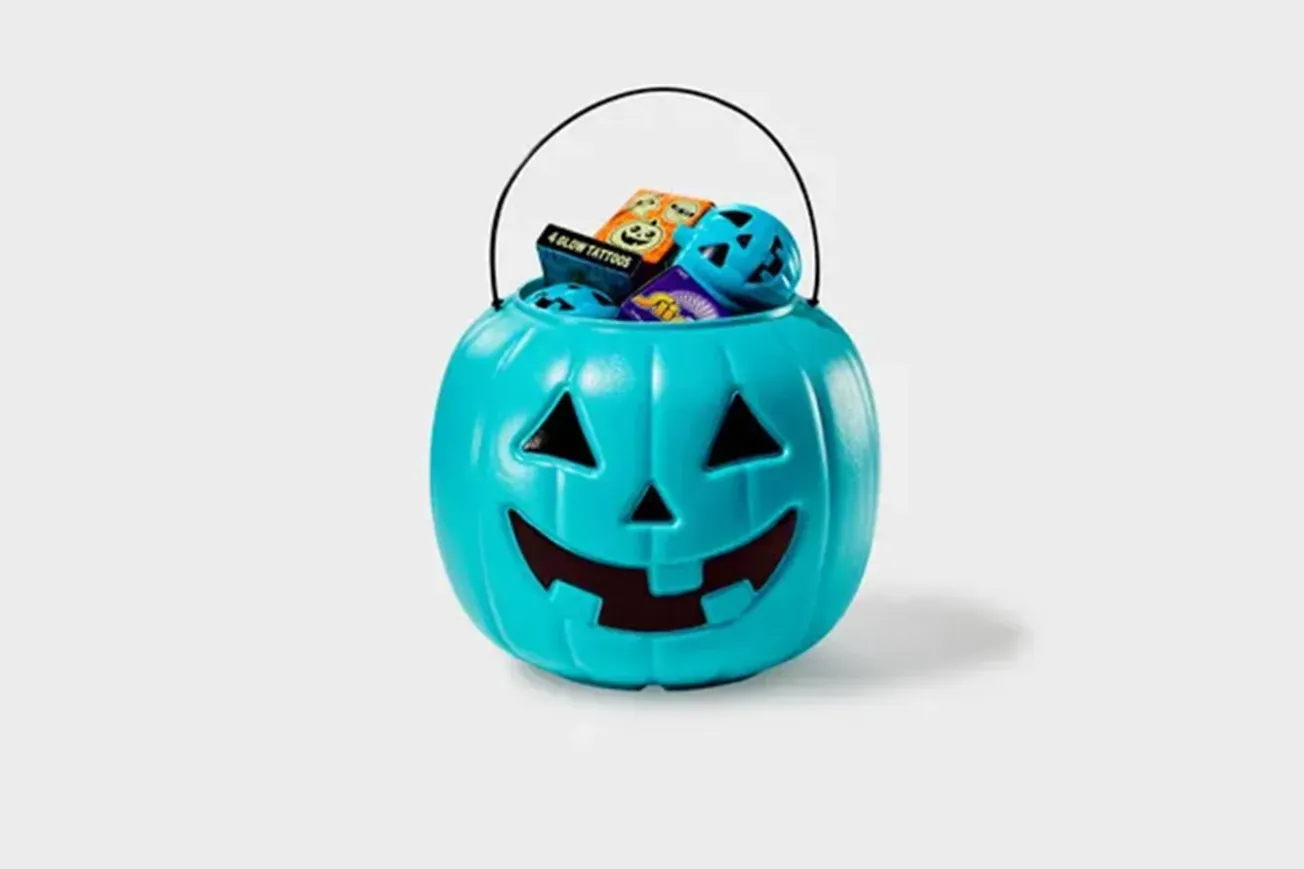 FARE and CVS Pharmacy continue to partner on Teal Pumpkin Project