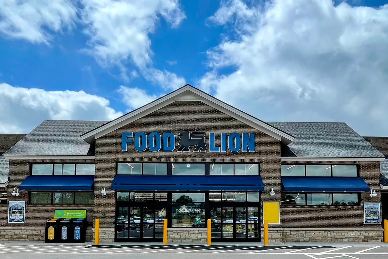 Food Lion honoring veterans with a 10% discount in recognition of their service