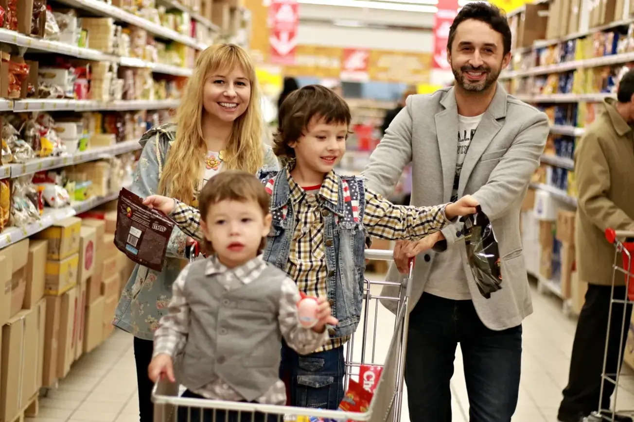 FMI study: Food shoppers prioritize budgeting and convenience for the  holiday season