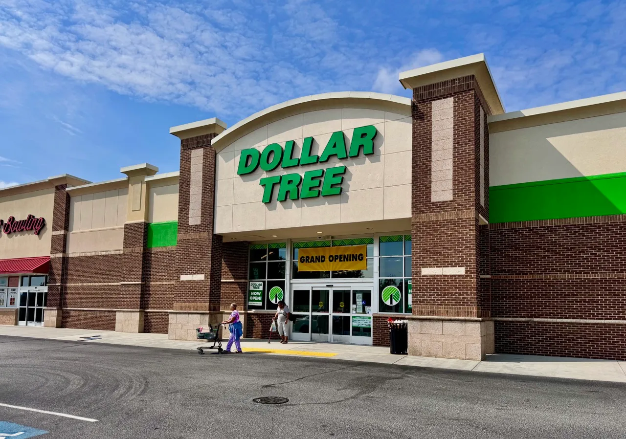 Dollar Tree announces new distribution center in Litchfield Park