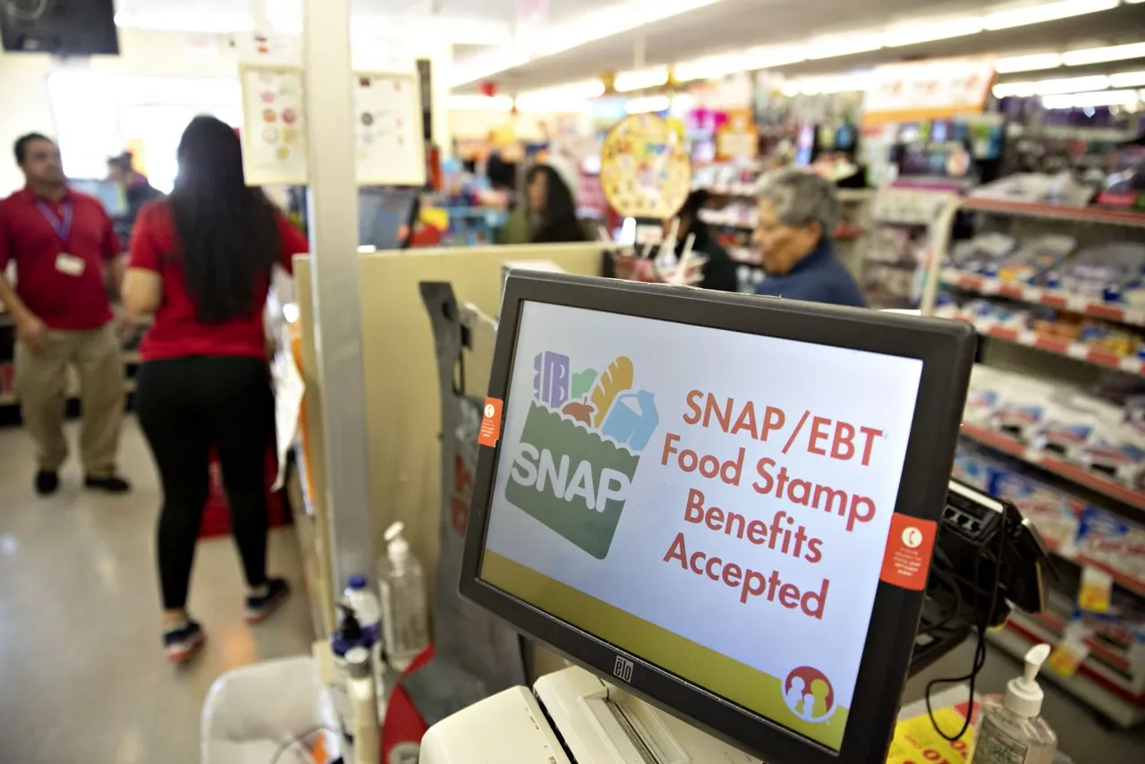 Judge orders Trump to pay full SNAP benefits by Friday
